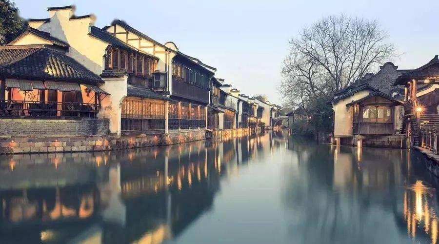 铝业股早盘普涨 中国铝业涨超4%中国宏桥涨超3%